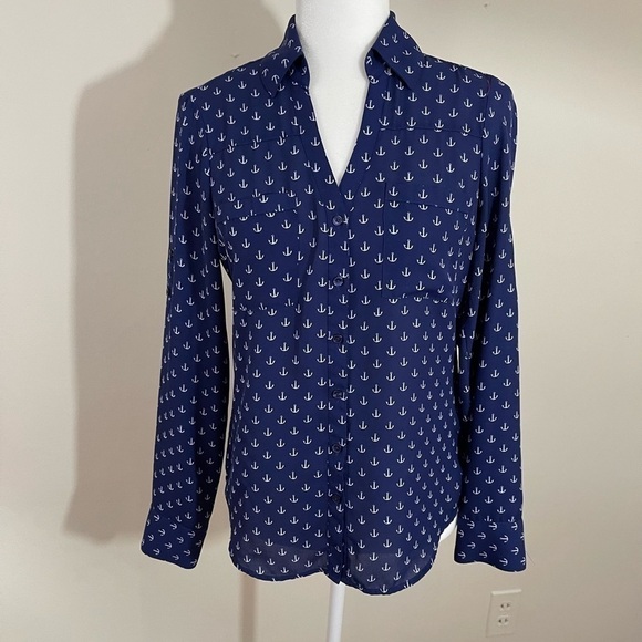 Express sz XS top button down lightweight silky feel navy with white - Picture 1 of 13
